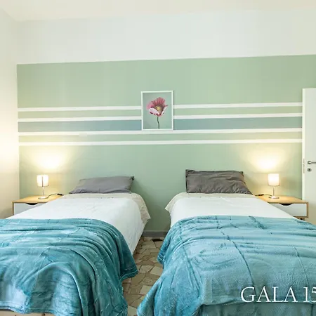 Galaxy 158 One Fiera With Free Parking