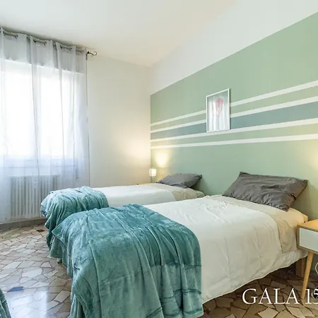 Апартаменты Galaxy 158 One Fiera With Free Parking