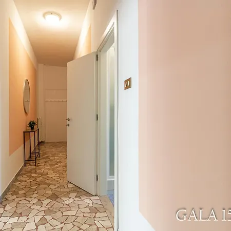 Апартаменты Galaxy 158 One Fiera With Free Parking