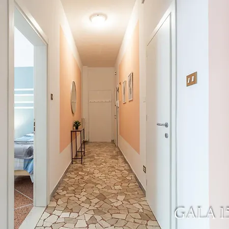 Galaxy 158 One Fiera With Free Parking