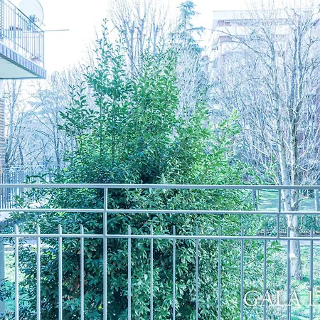 Galaxy 158 One Fiera With Free Parking Apartament Bolonia