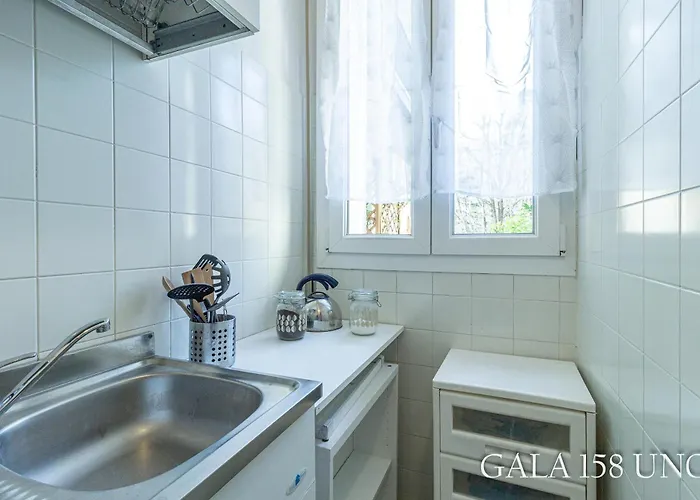 Galaxy 158 One Fiera With Free Parking * بولونيا