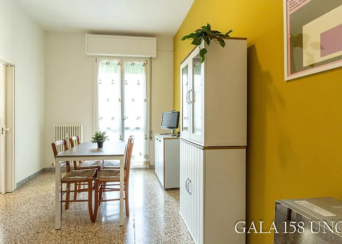 Galaxy 158 One Fiera With Free Parking