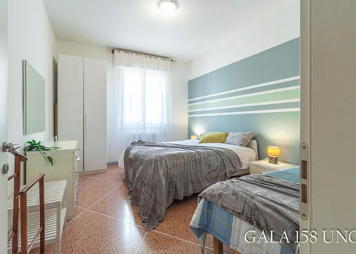 Galaxy 158 One Fiera With Free Parking * Boloňa