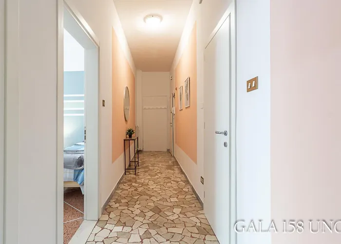 Galaxy 158 One Fiera With Free Parking