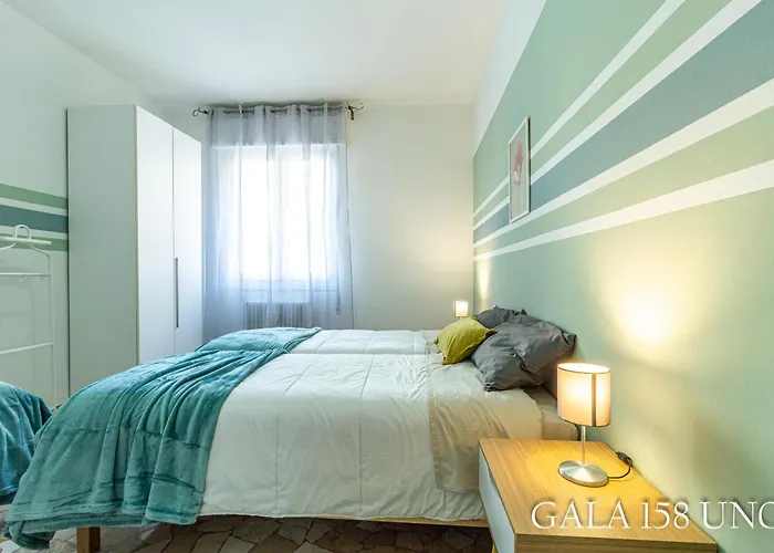 Galaxy 158 One Fiera With Free Parking * بولونيا