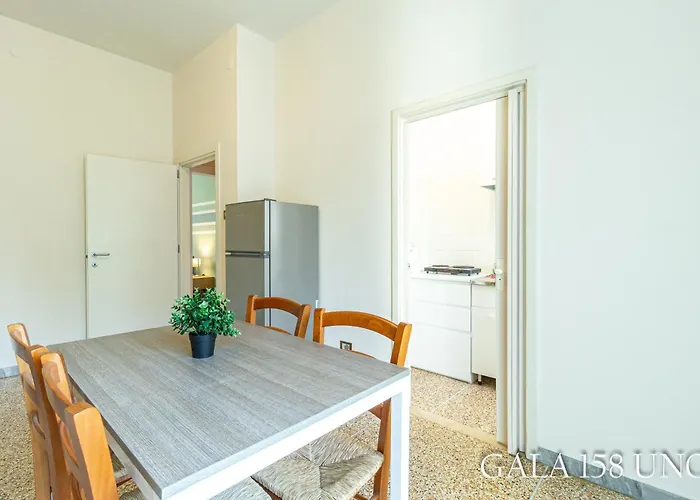 Galaxy 158 One Fiera With Free Parking בולוניה