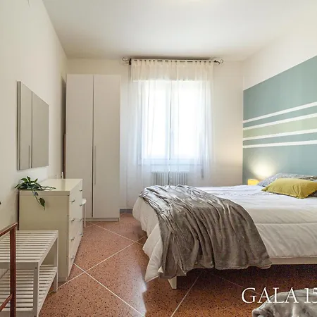 Galaxy 158 One Fiera With Free Parking Bologna