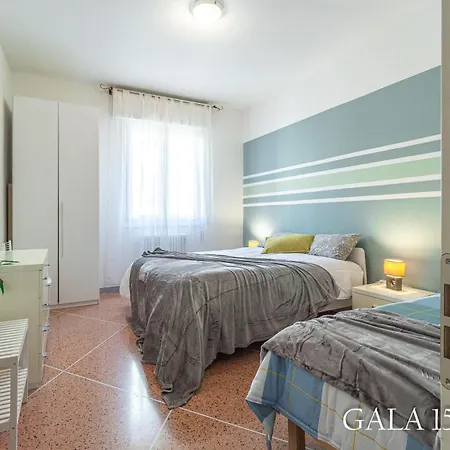 Galaxy 158 One Fiera With Free Parking * Bologna